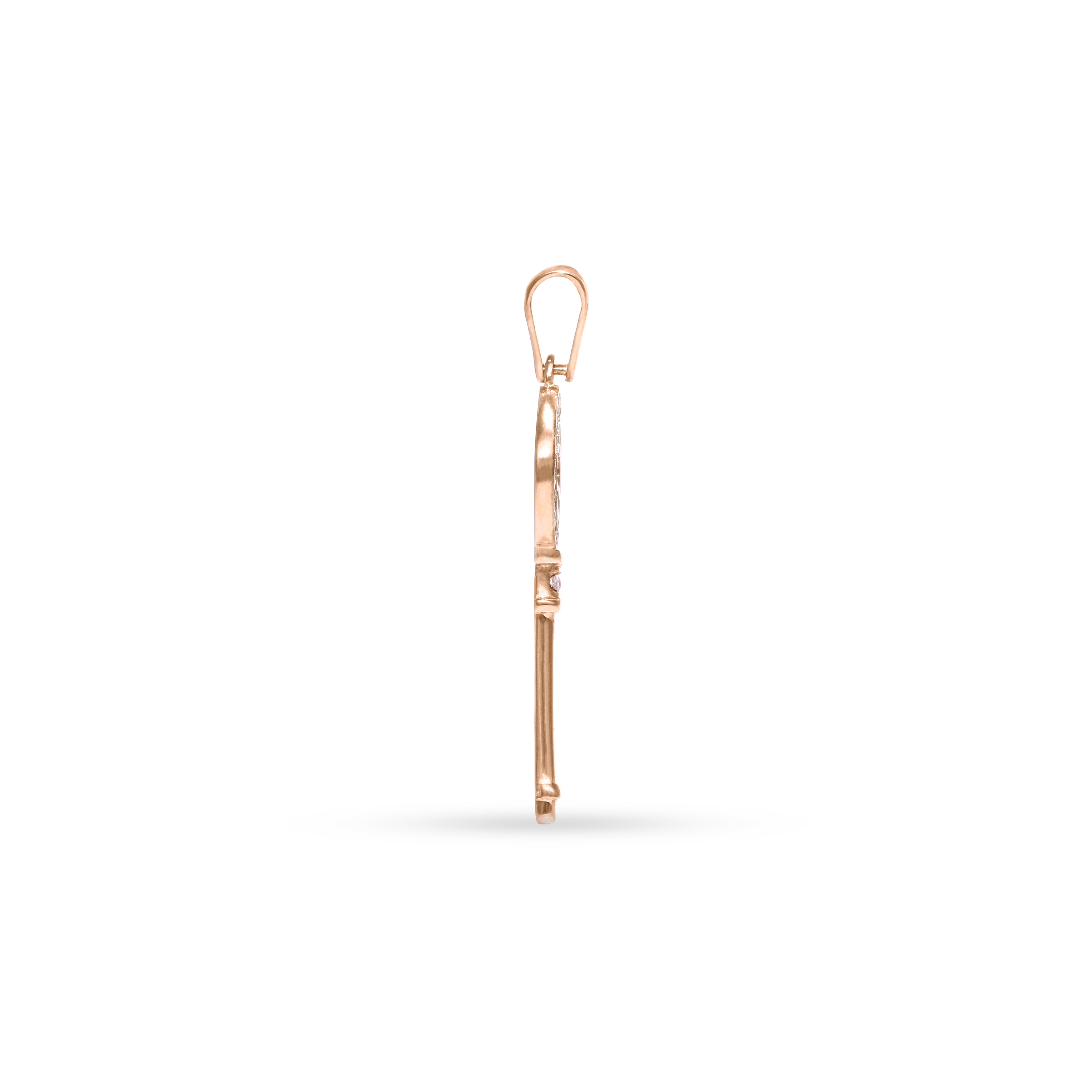Gold pendant