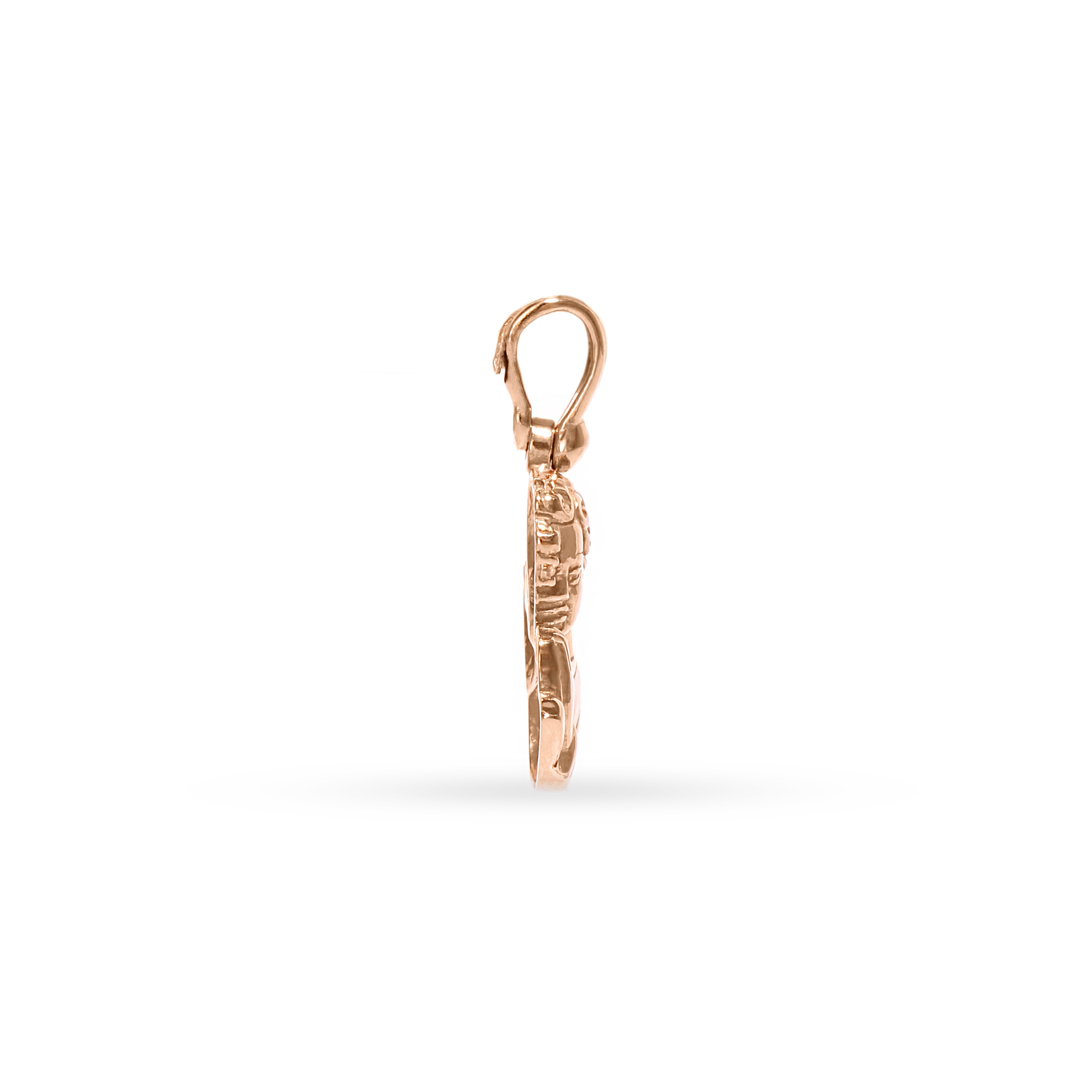 Gold pendant