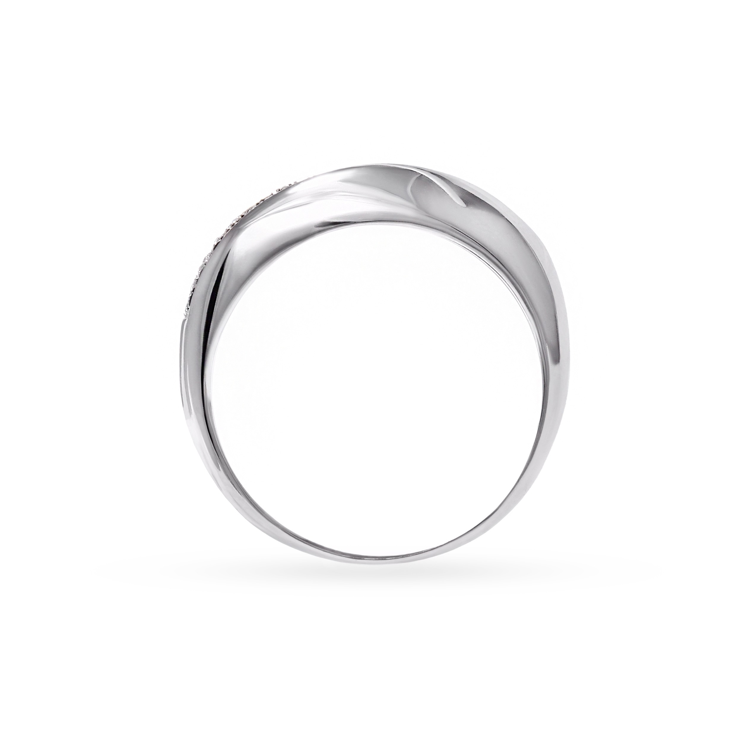 White gold ring with black and colourless diamonds