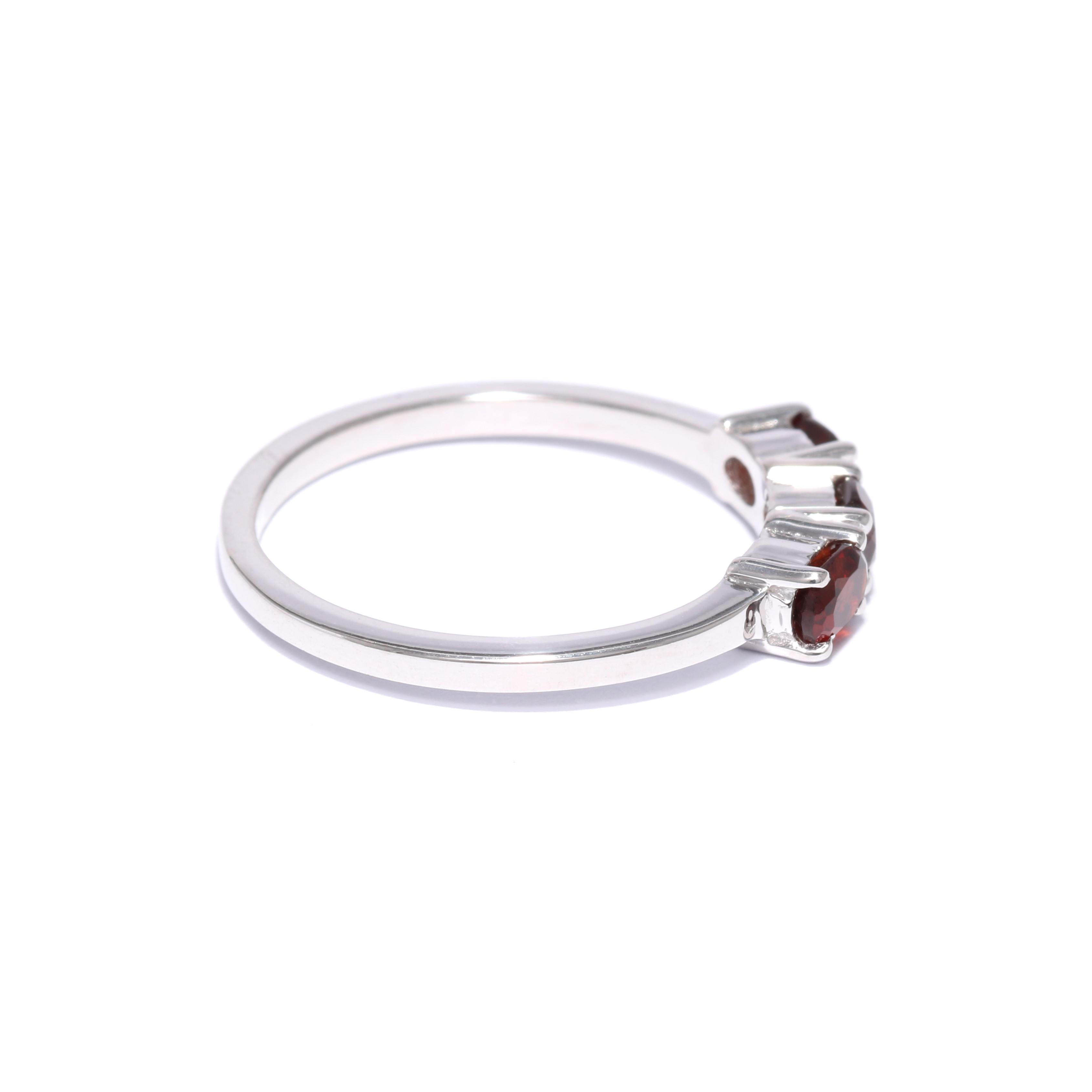 Silver ring with garnet