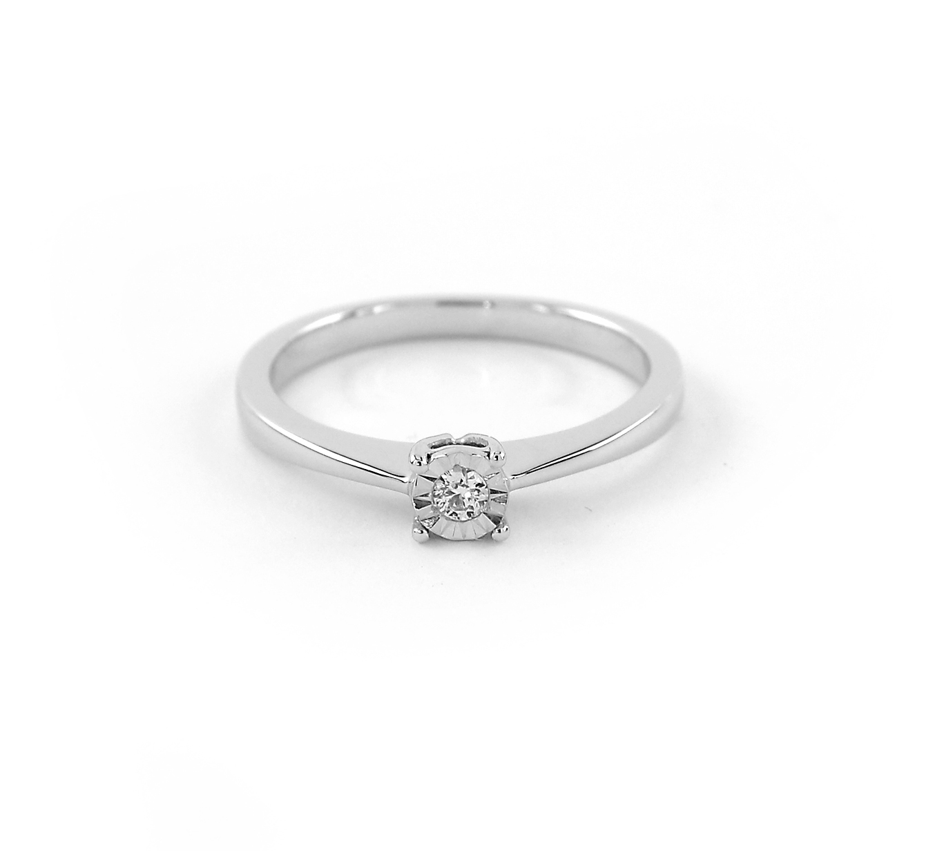 Baltā zelta gredzens ar briljantu