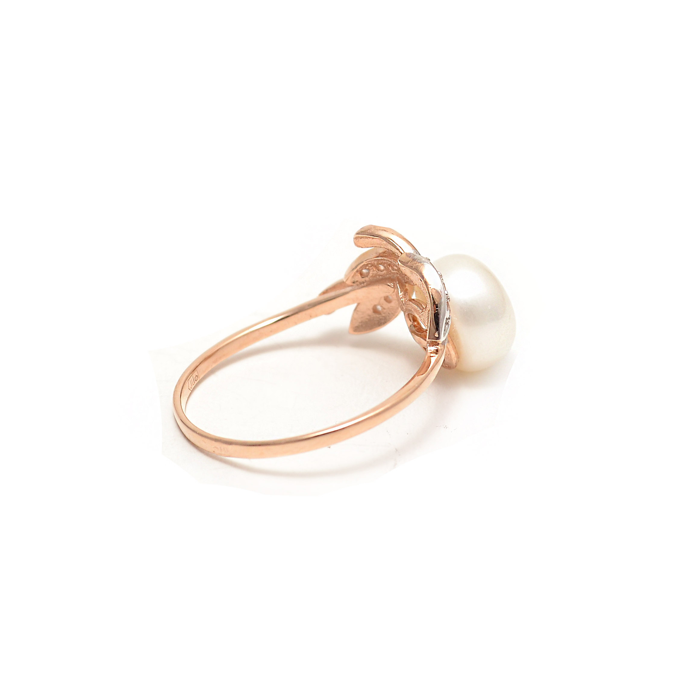 Gold ring