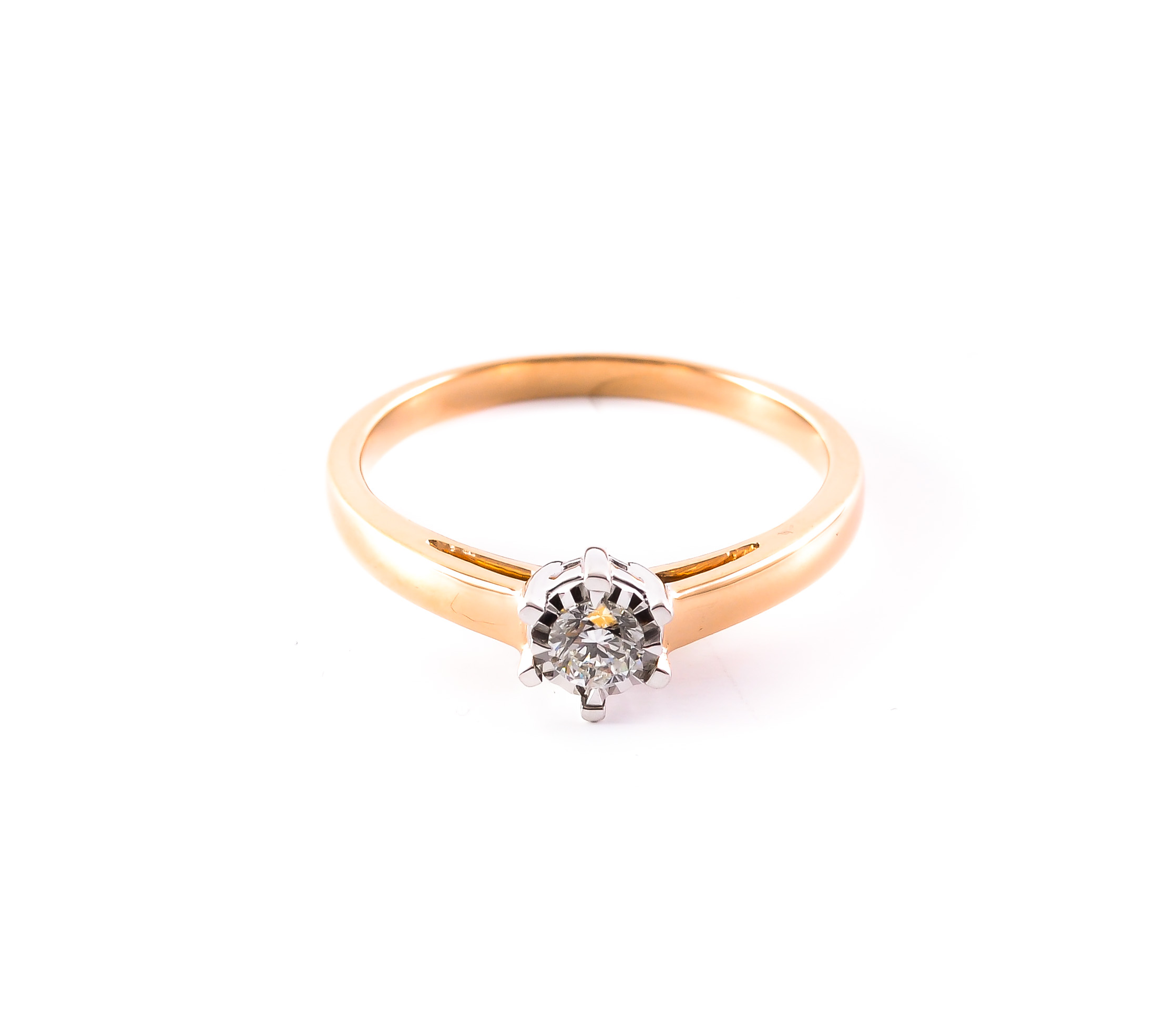 Gold diamond ring