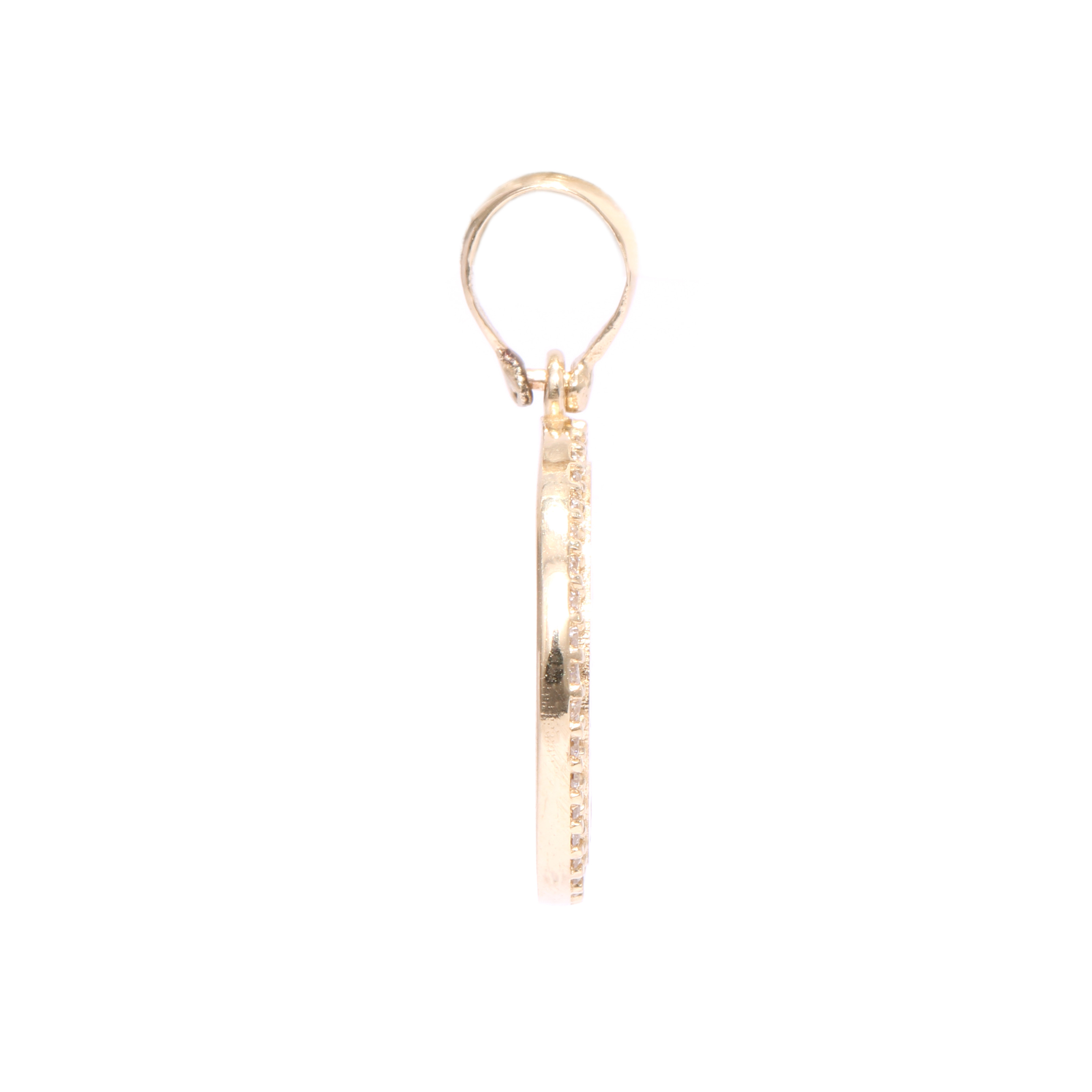 Gold pendant