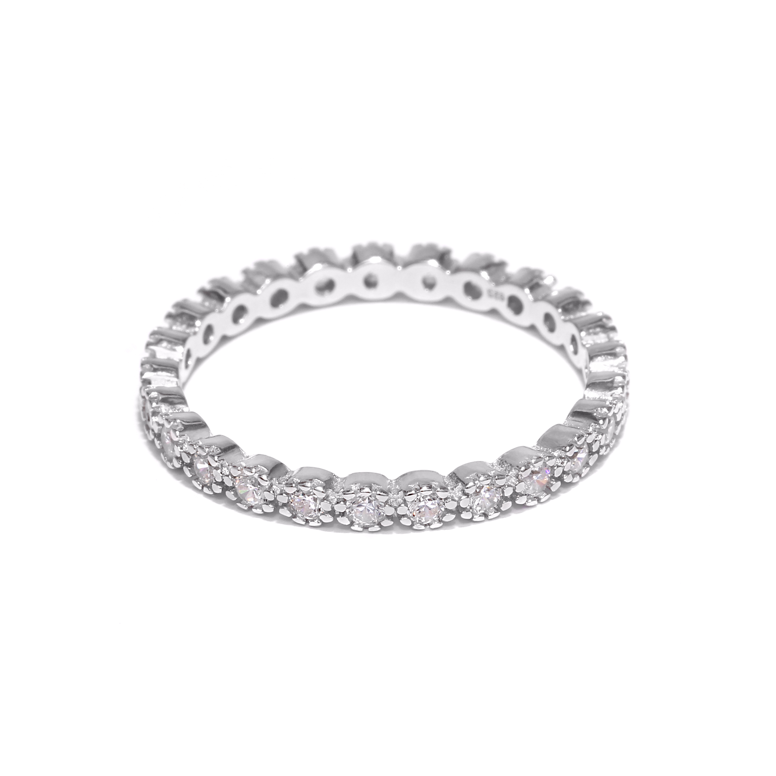 Серебряное кольцо с кубическим цирконием