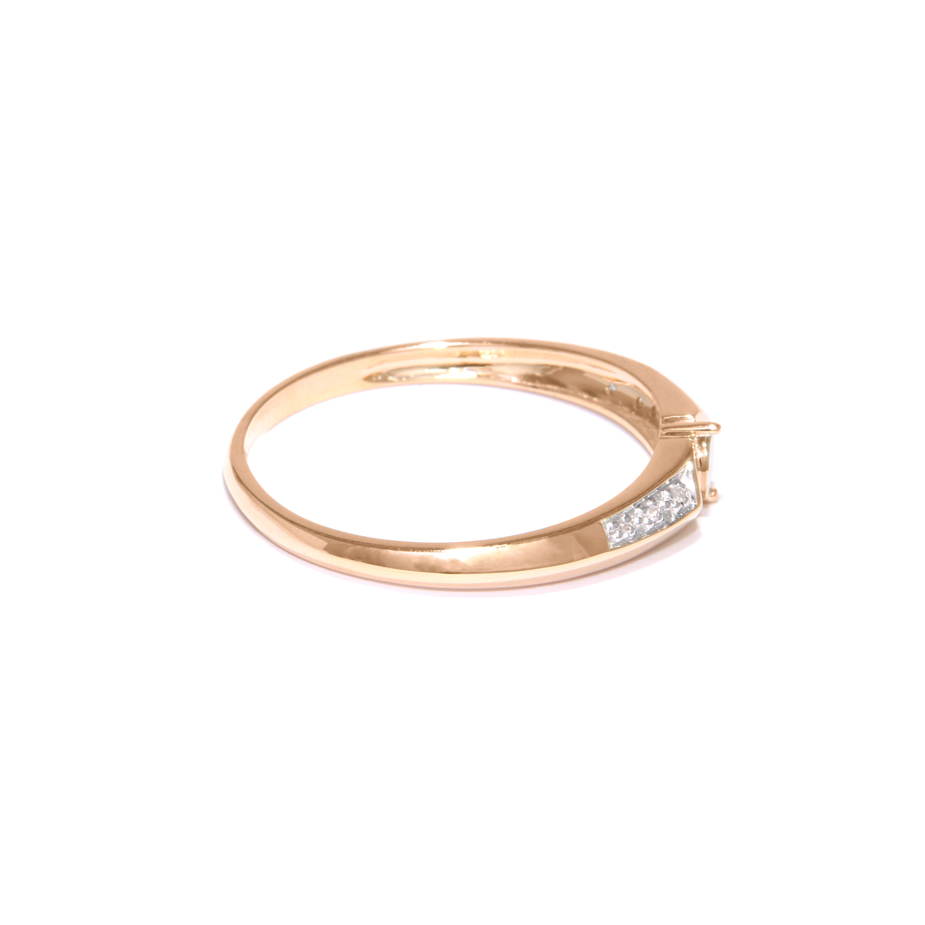 Gold ring