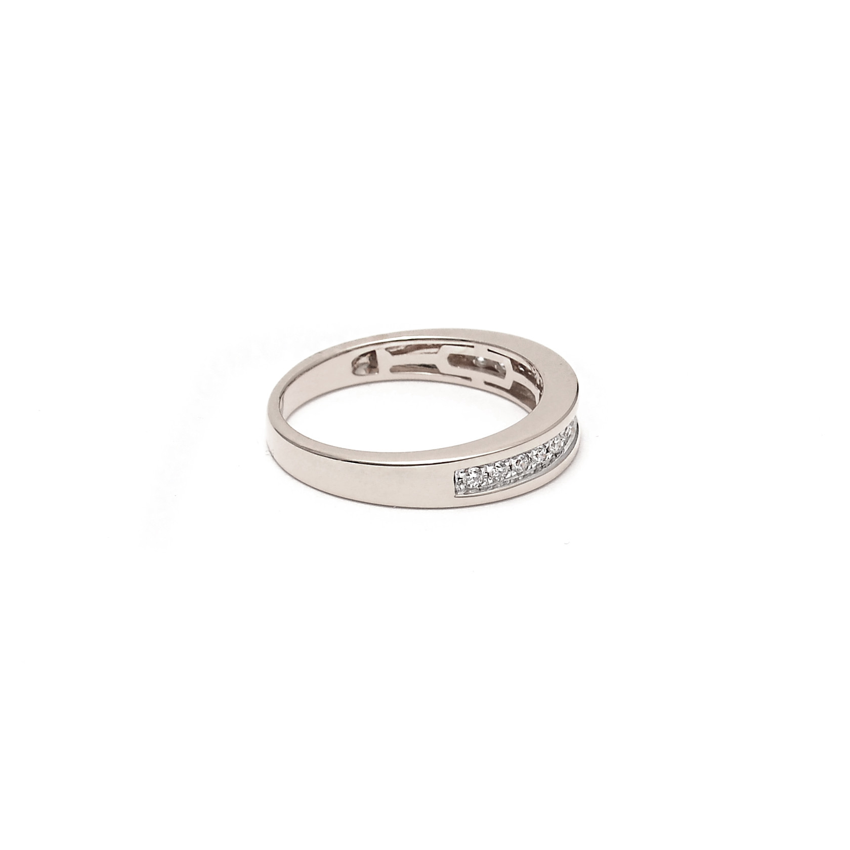 Gold ring