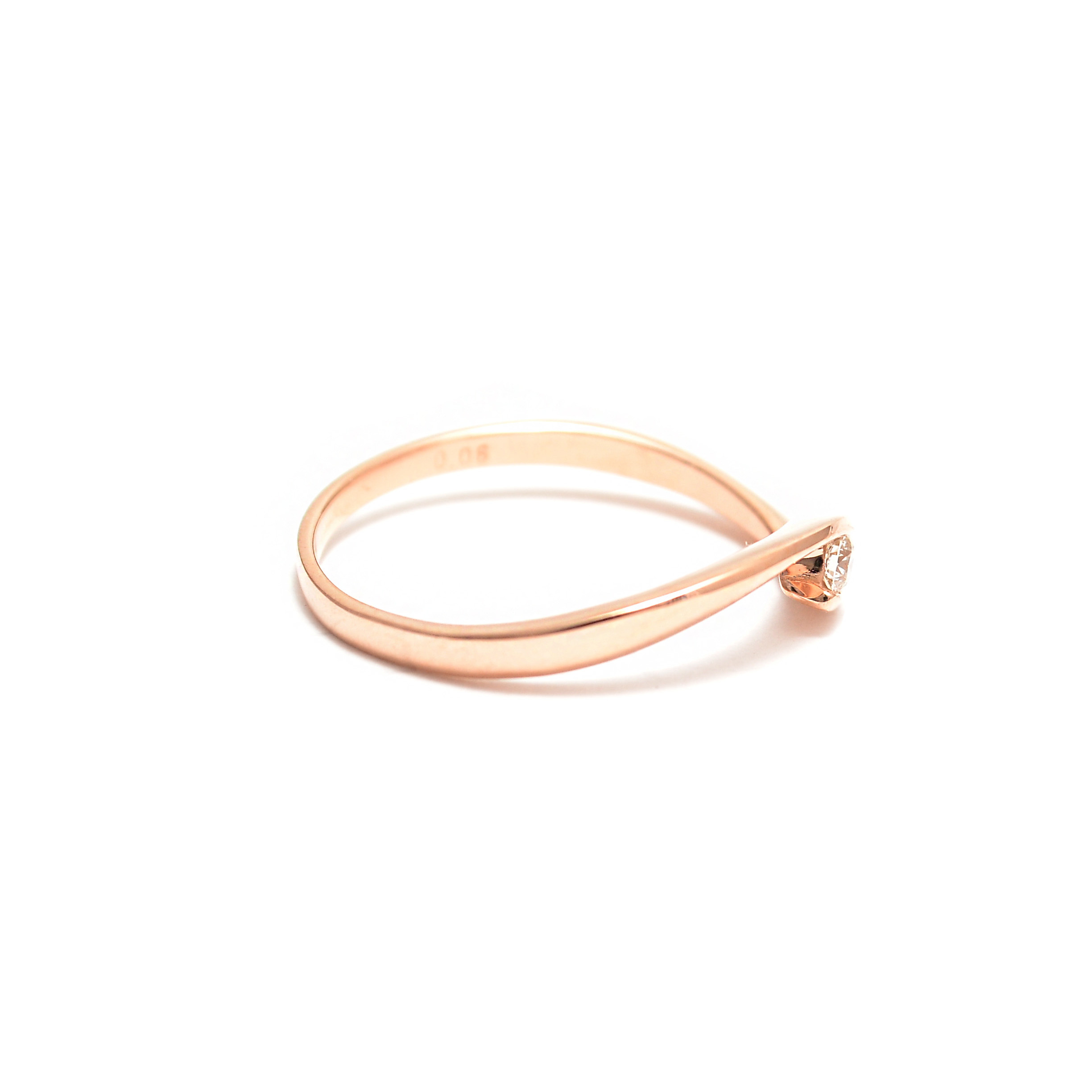 Gold ring