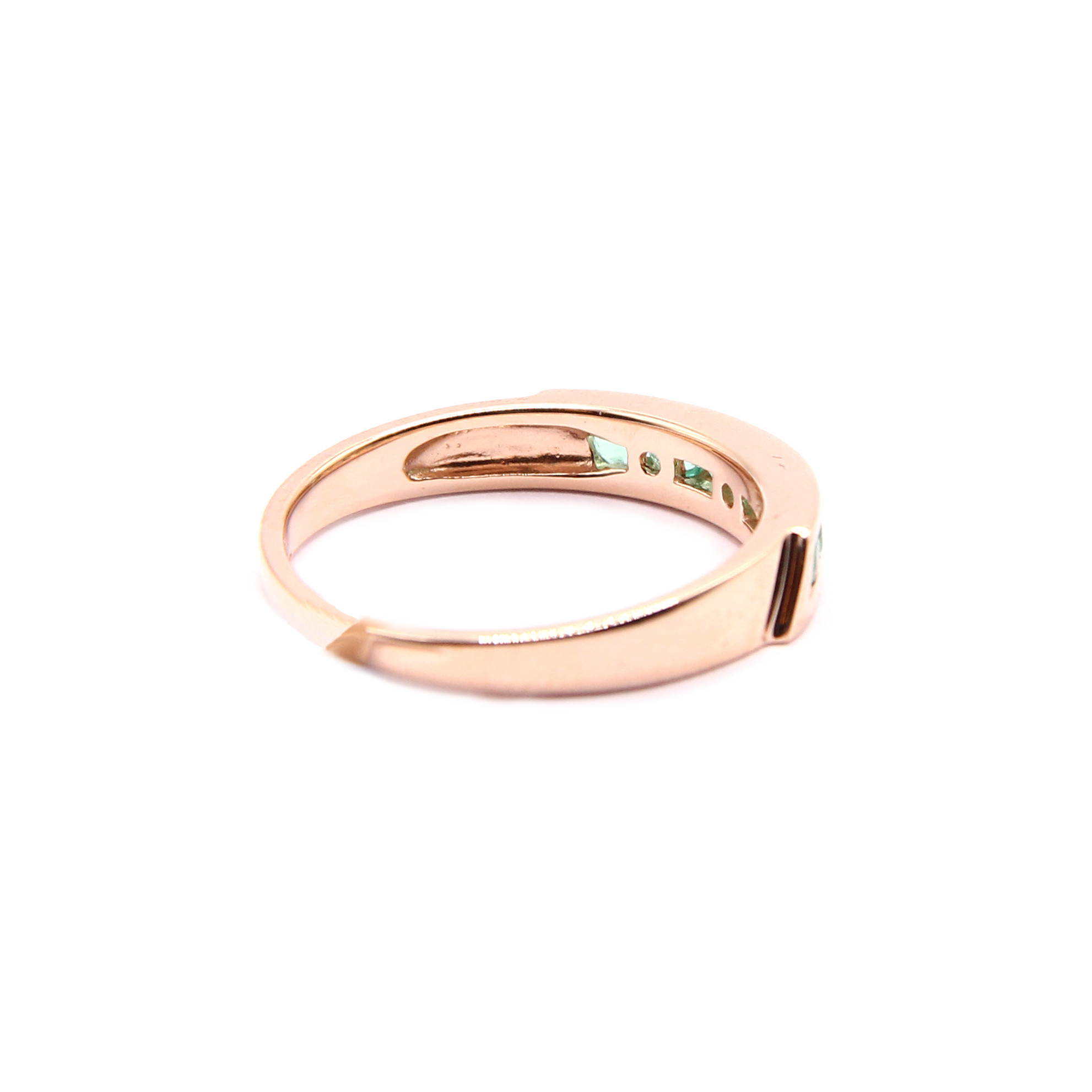 Gold ring