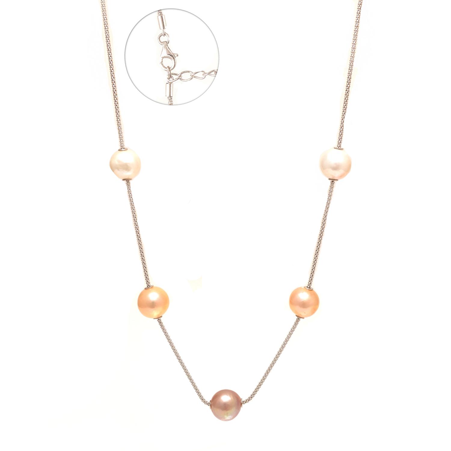 Silver necklace with pearl