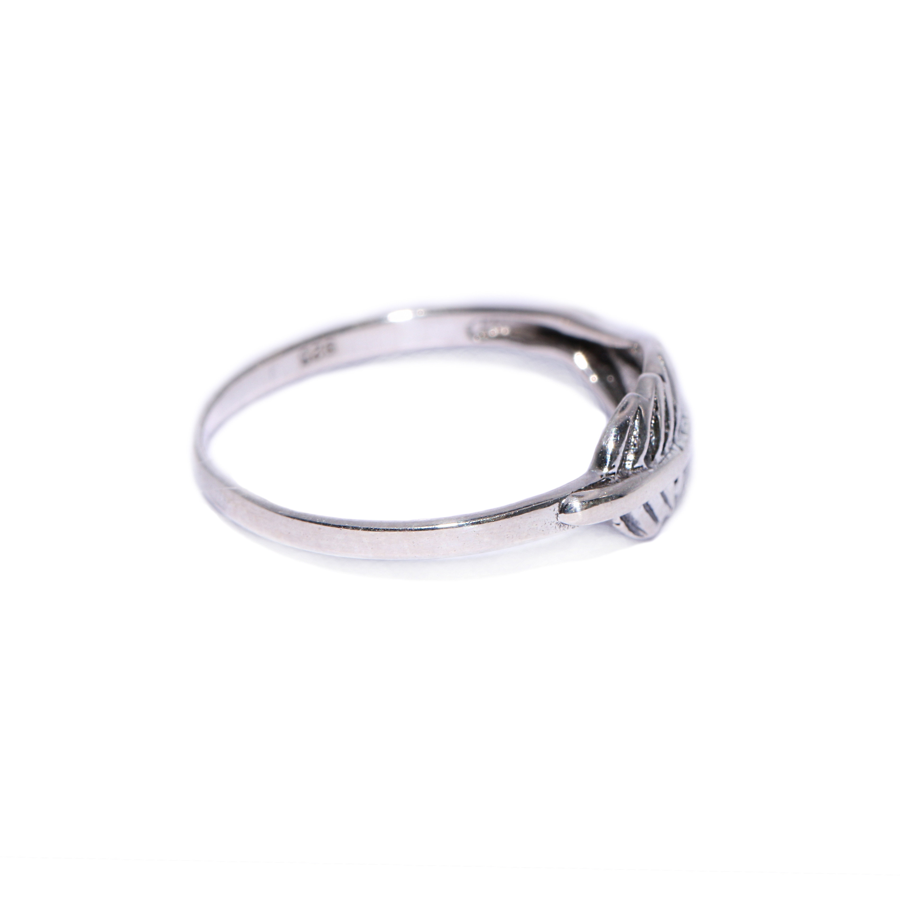 Серебряное кольцо