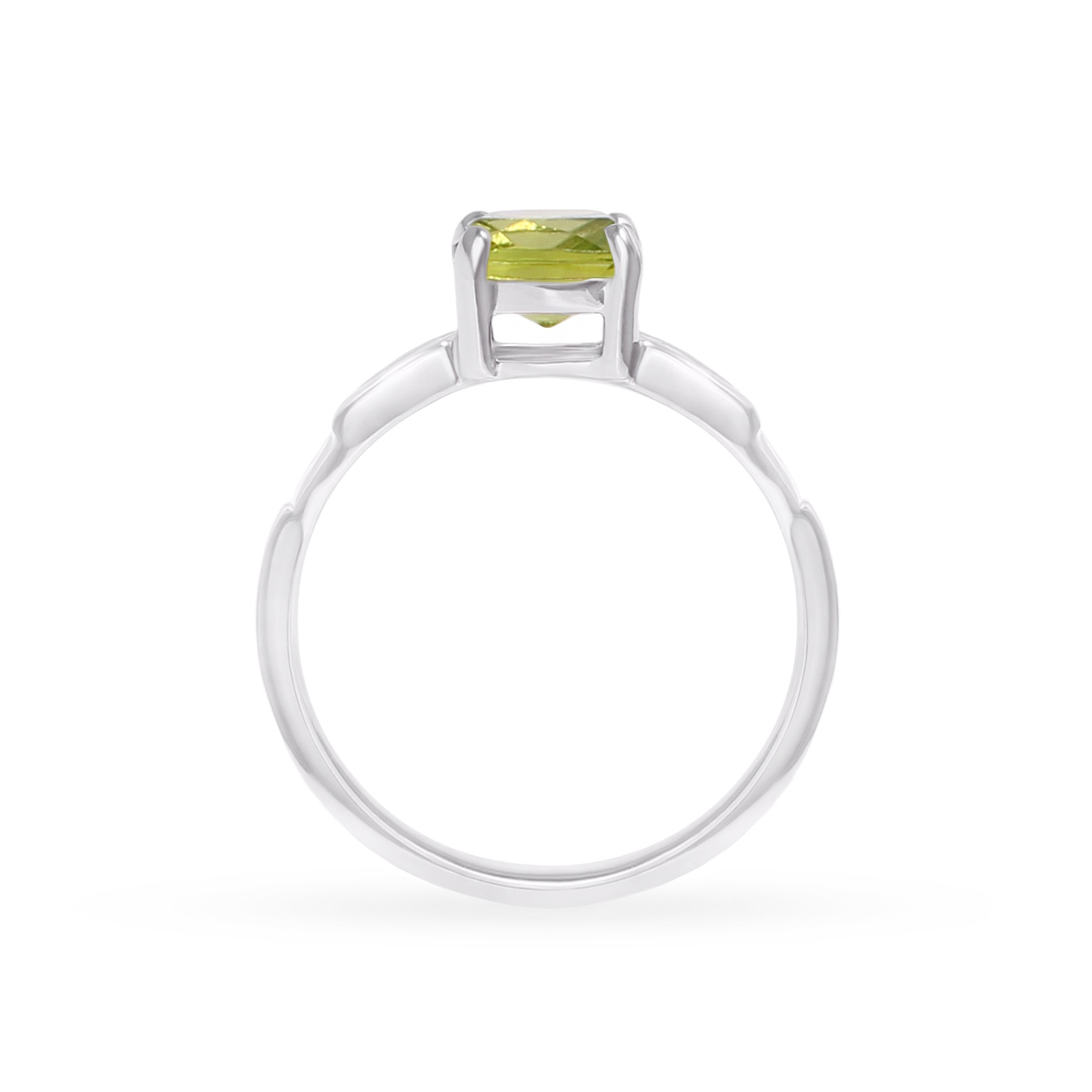  Silver ring with peridot