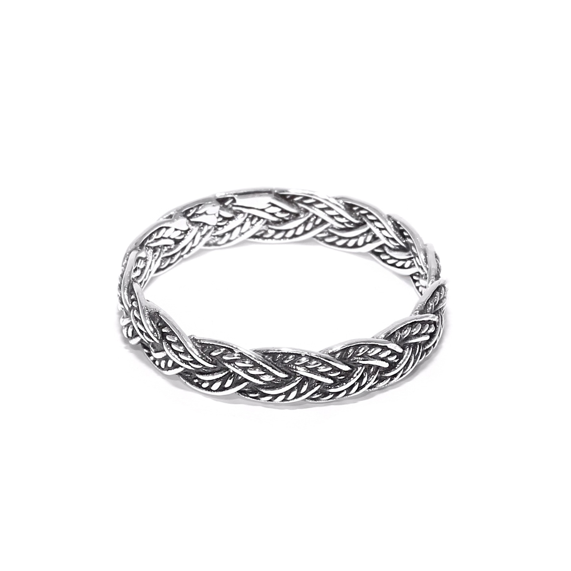 Серебряное кольцо