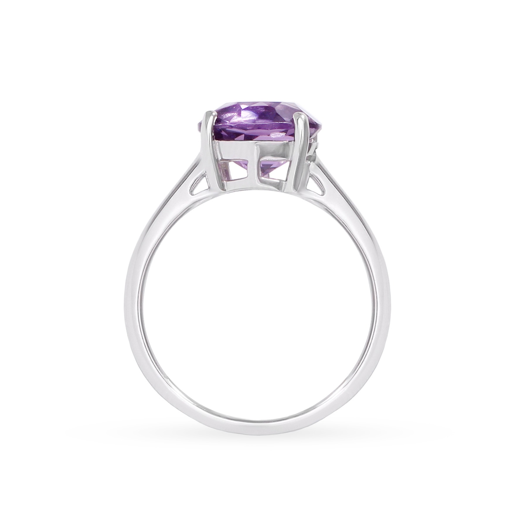 Silver ring with amethyst