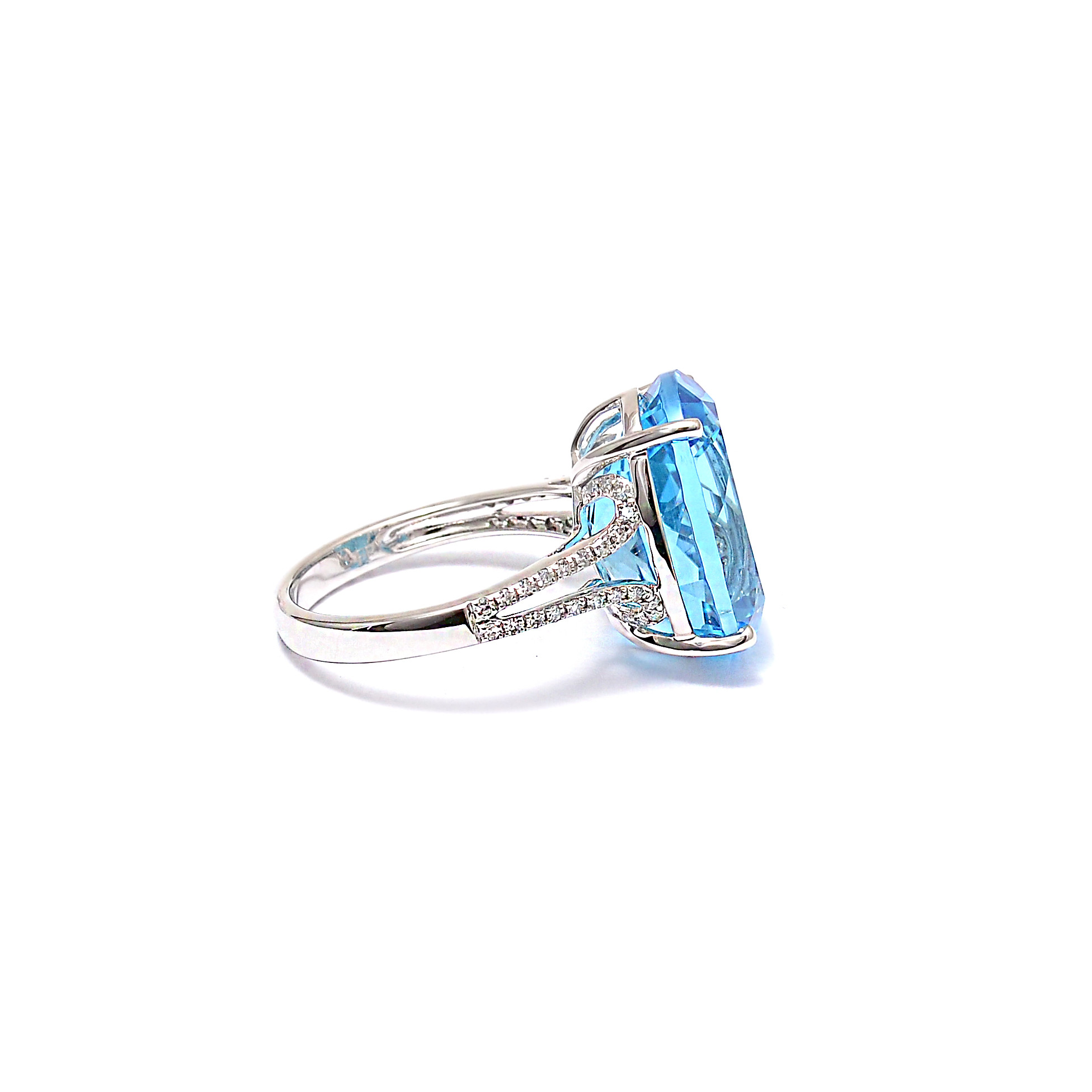 Gold ring