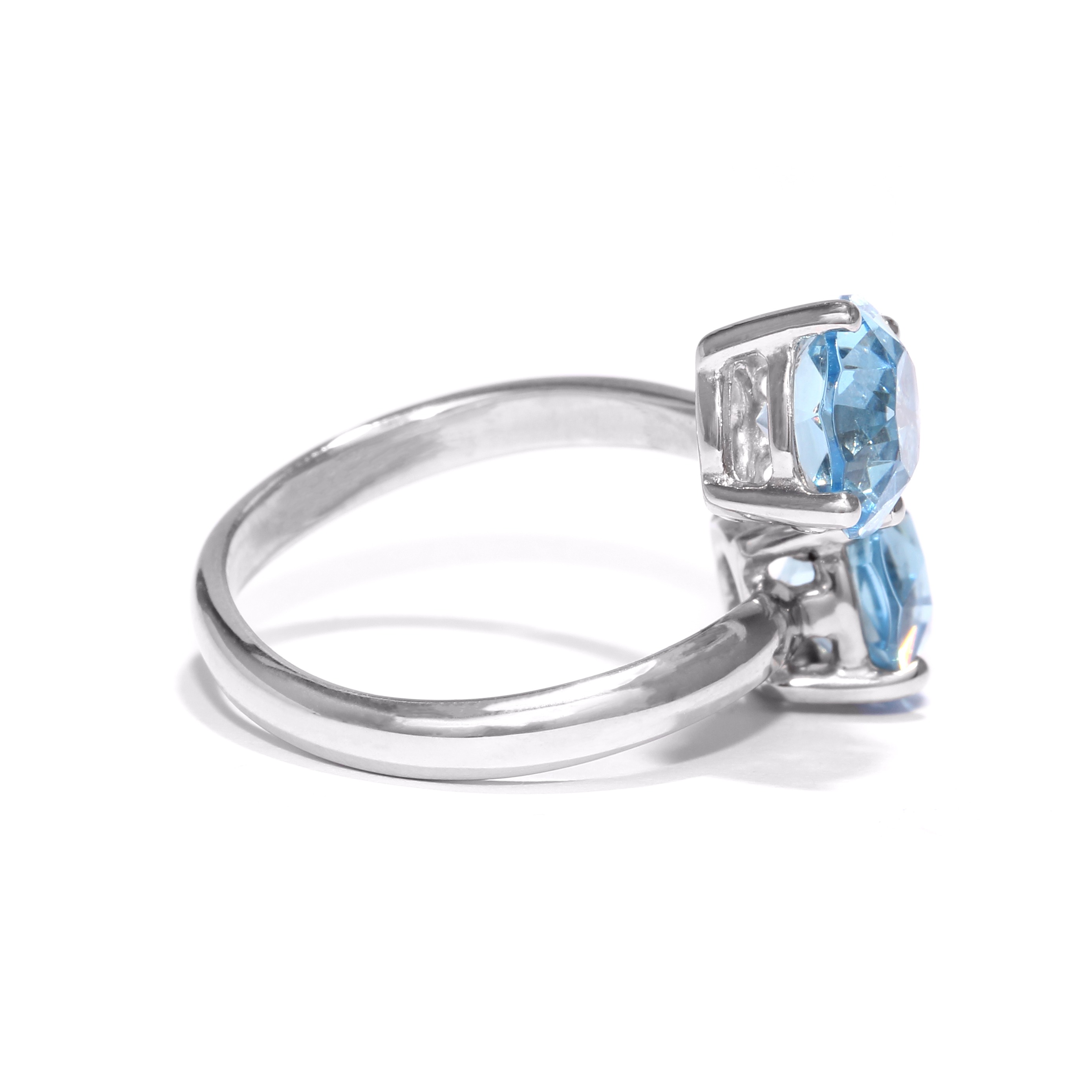 Silver ring with Swarovski crystals