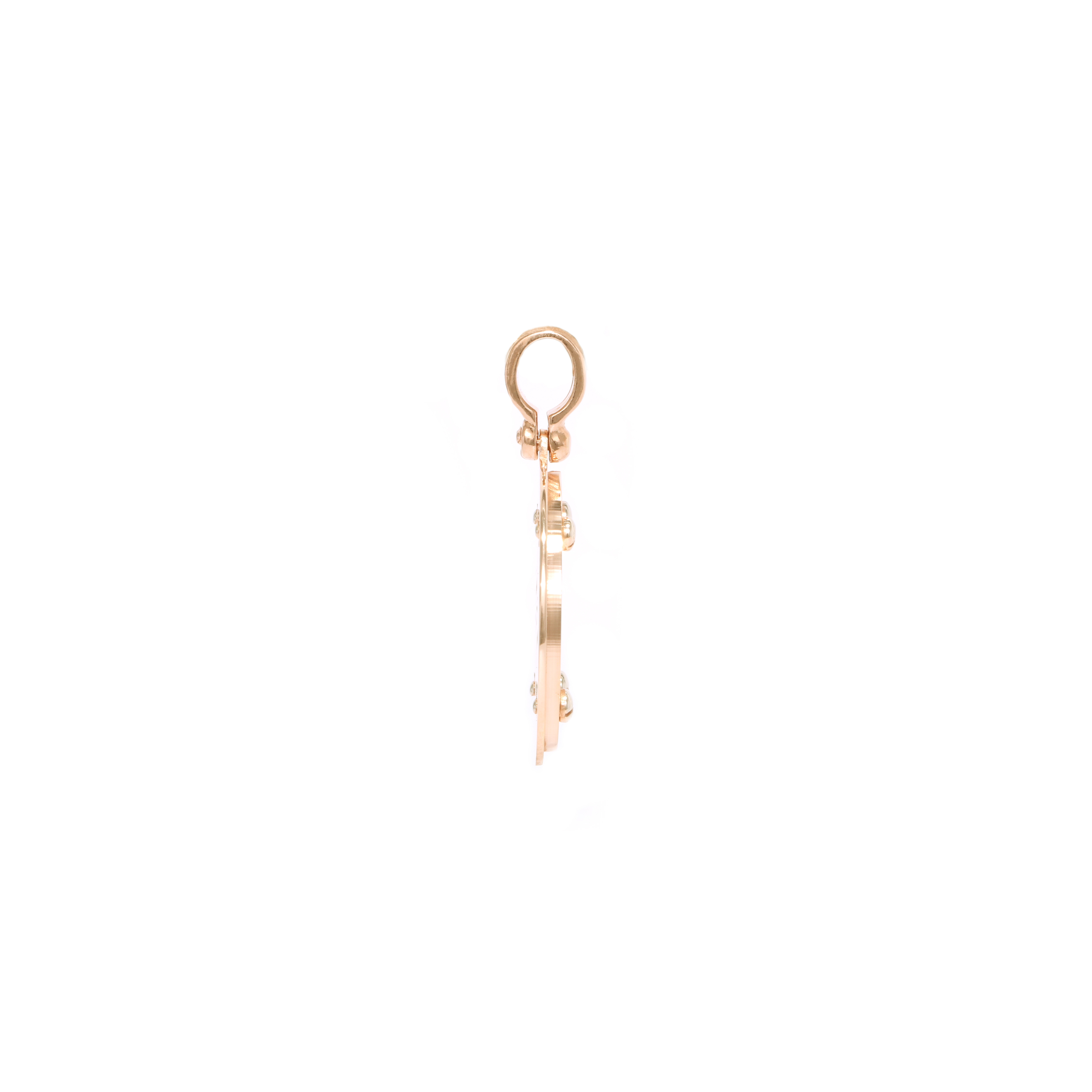 Gold pendant