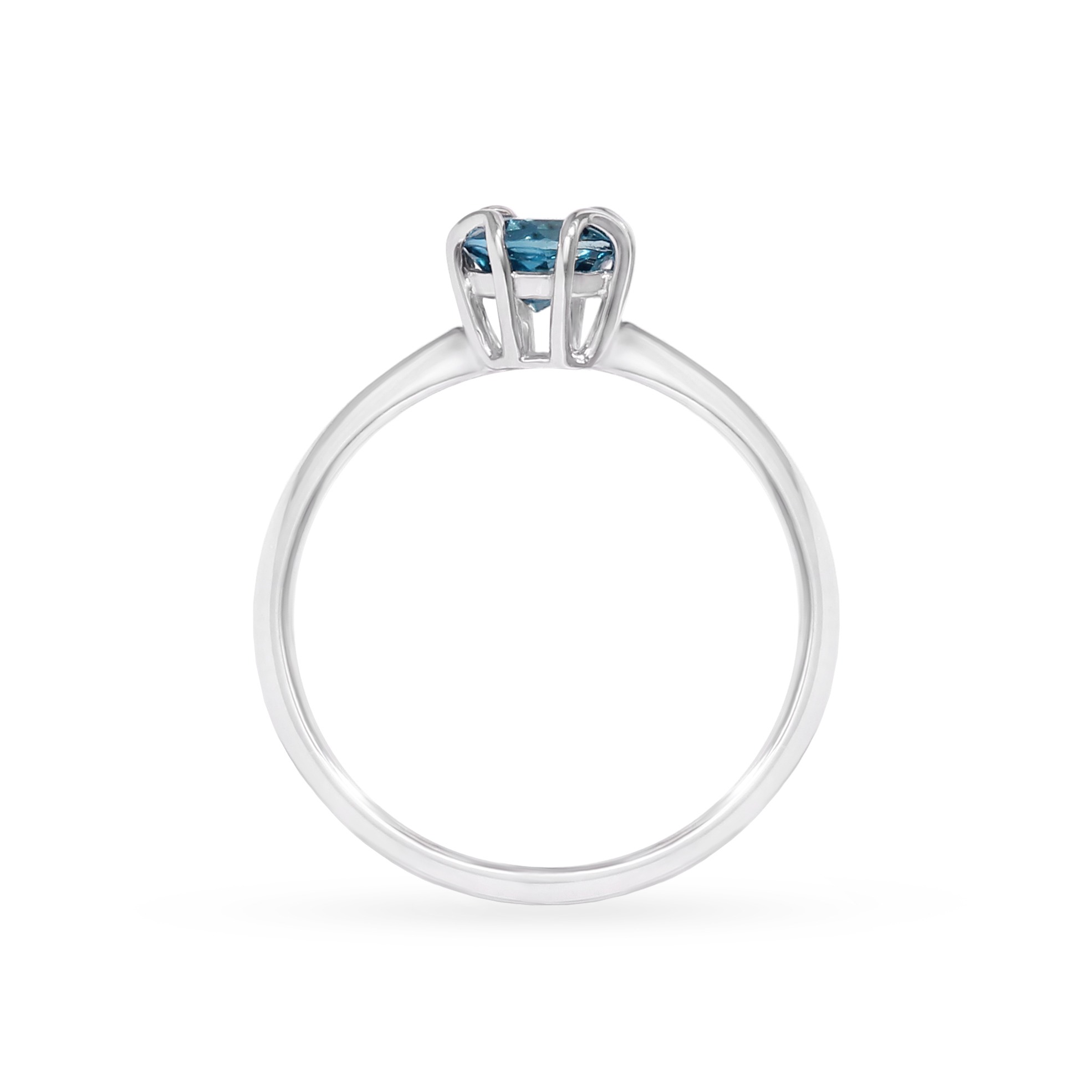 Silver ring with London topaz