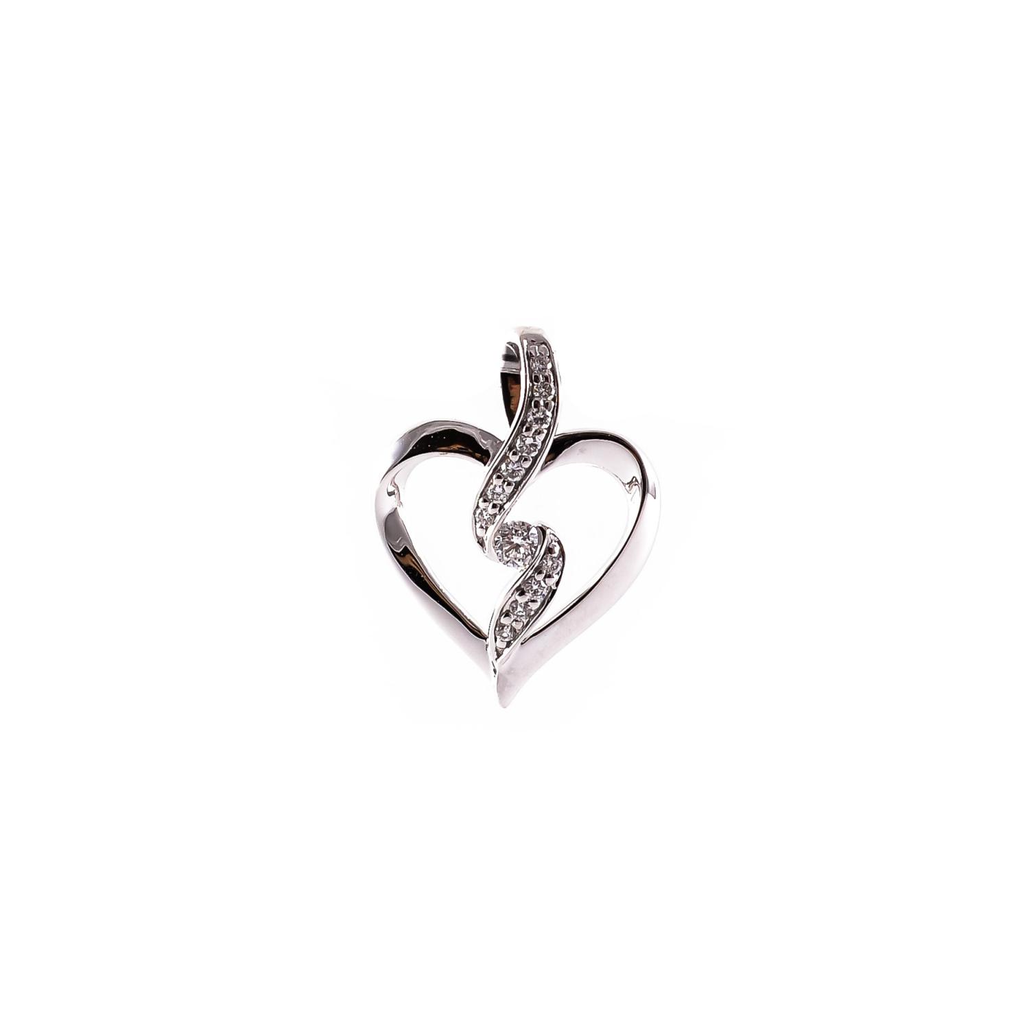 White gold pendant with diamonds