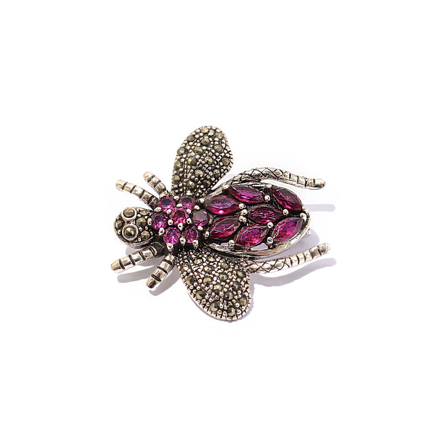 Серебряная брошь