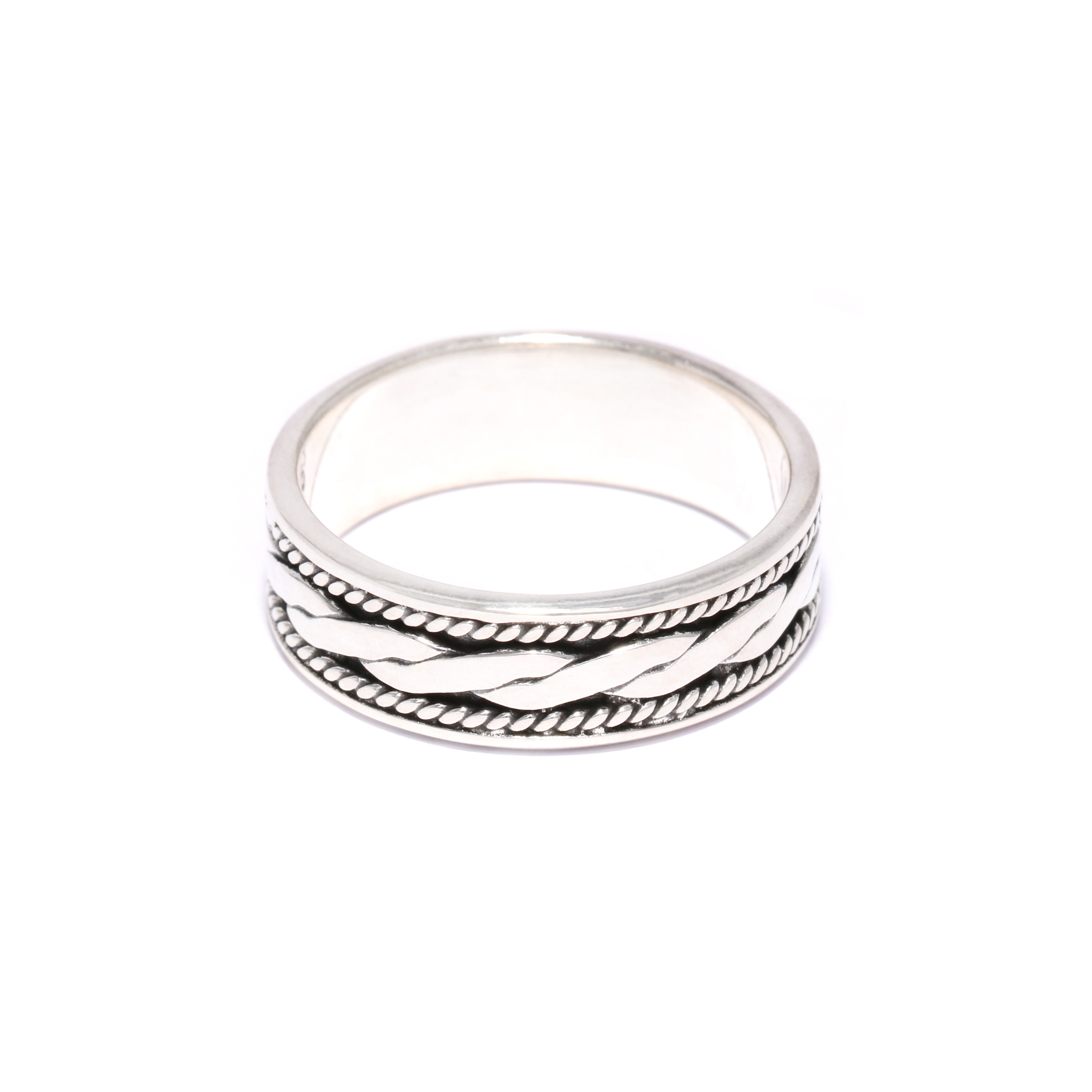 Серебряное кольцо